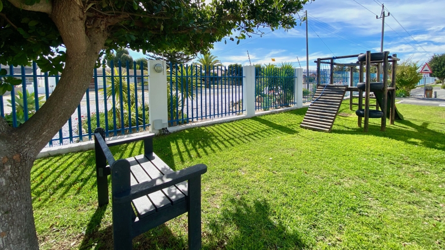 3 Bedroom Property for Sale in Dwarskersbos Western Cape